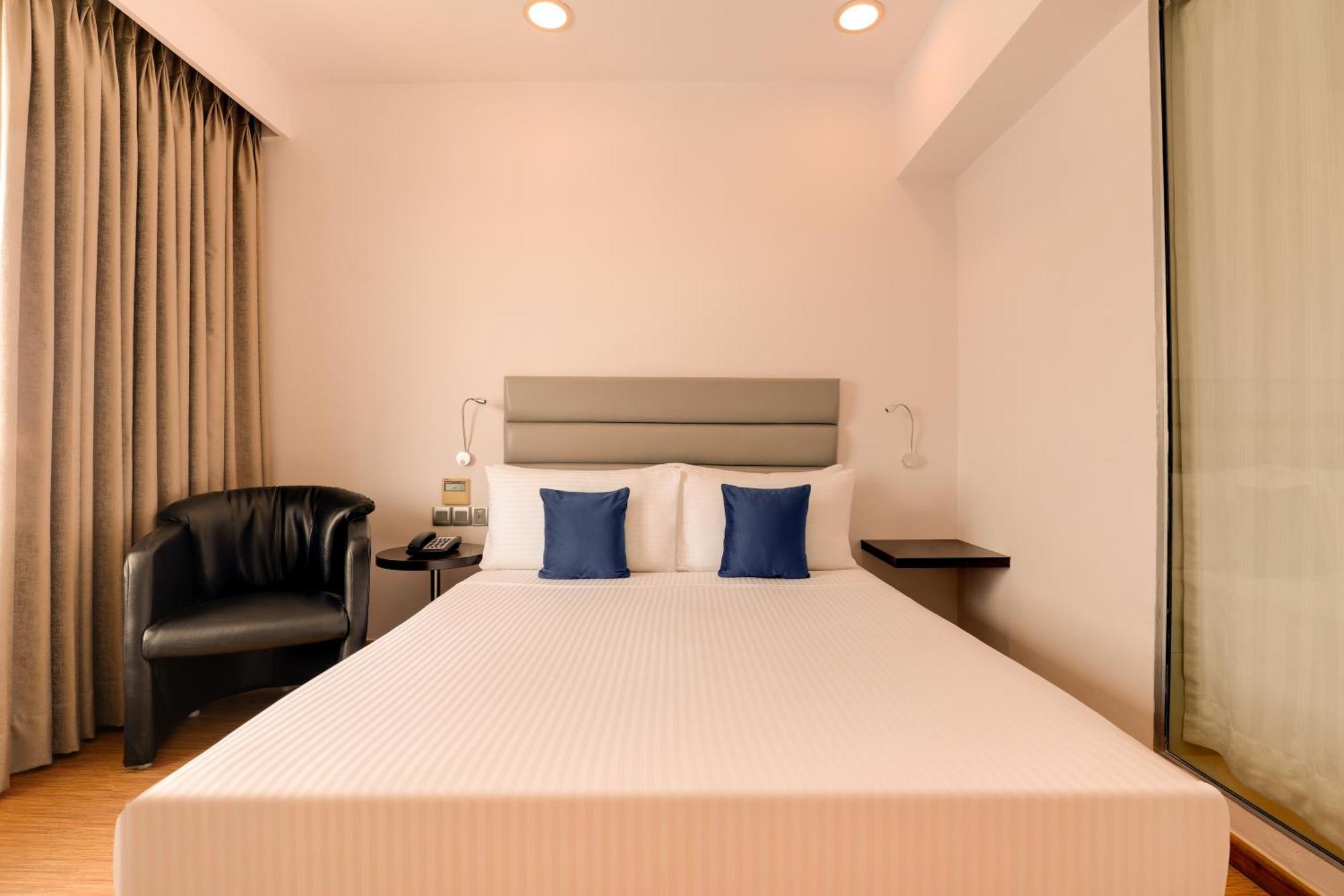 Keys Select By Lemon Tree Hotels, Hosur Road, Bengaluru Extérieur photo