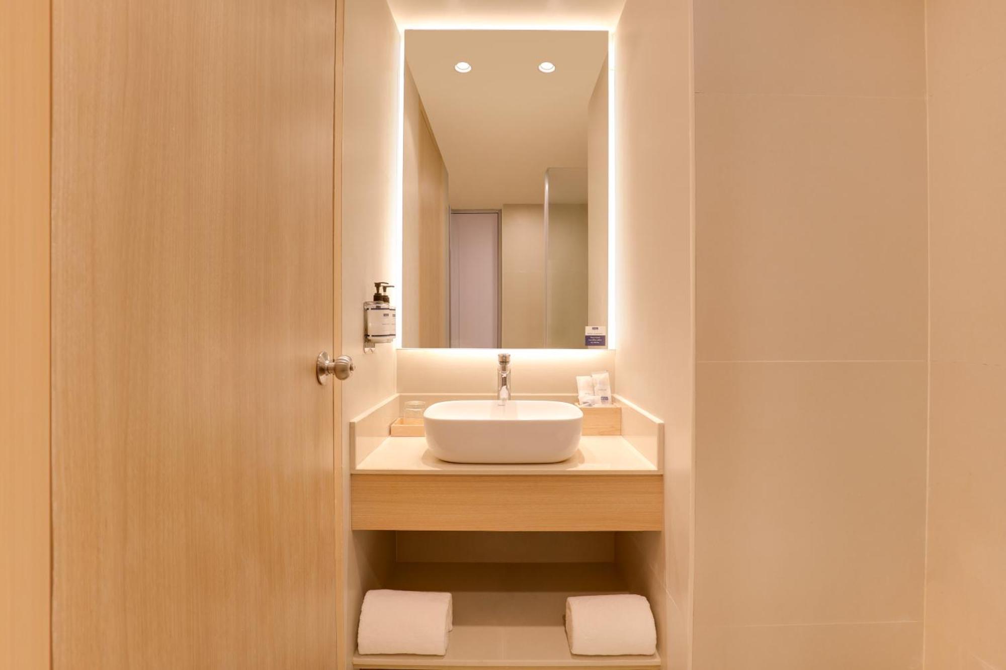 Keys Select By Lemon Tree Hotels, Hosur Road, Bengaluru Extérieur photo